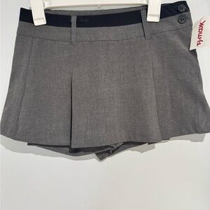 Gray Pleated Skort with Black Waistband
